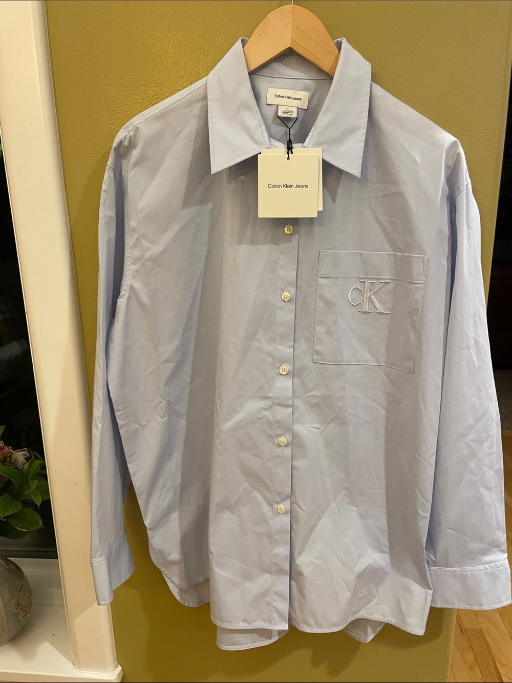 NWT Calvin Klein Jeans Light Blue Embroidered Pocket Dress Shirt